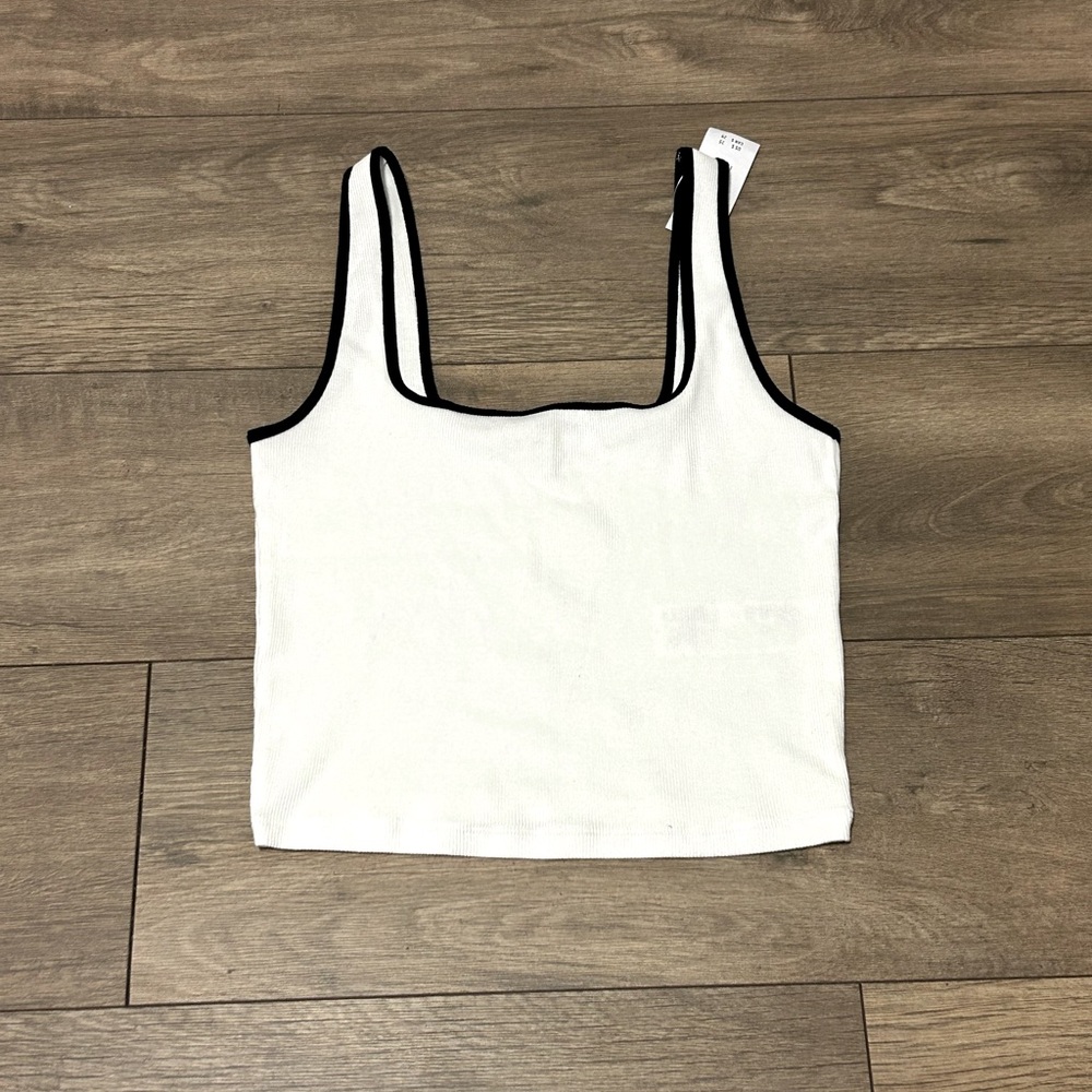 Abercrombie Essential Cropped Squareneck Ribbed White Tank Top with Black Trim